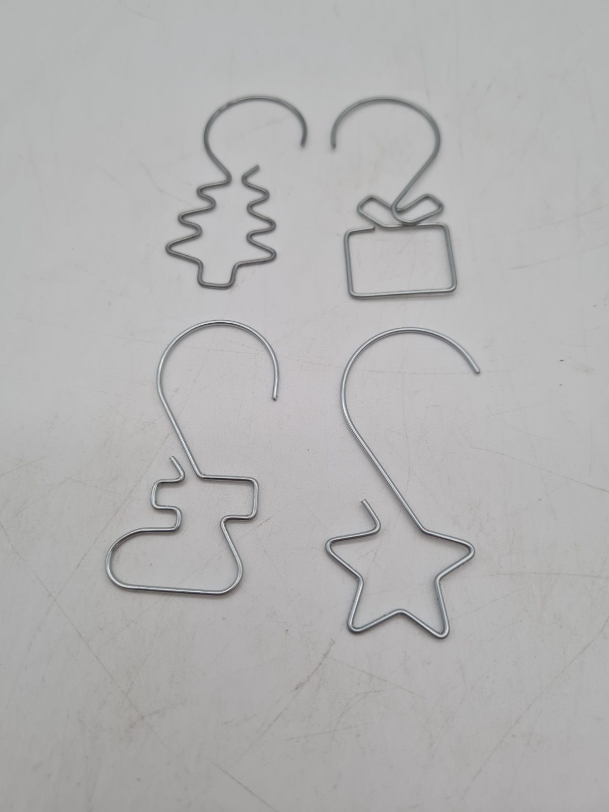 Christmas Ornament Hooks â€” photograph 1