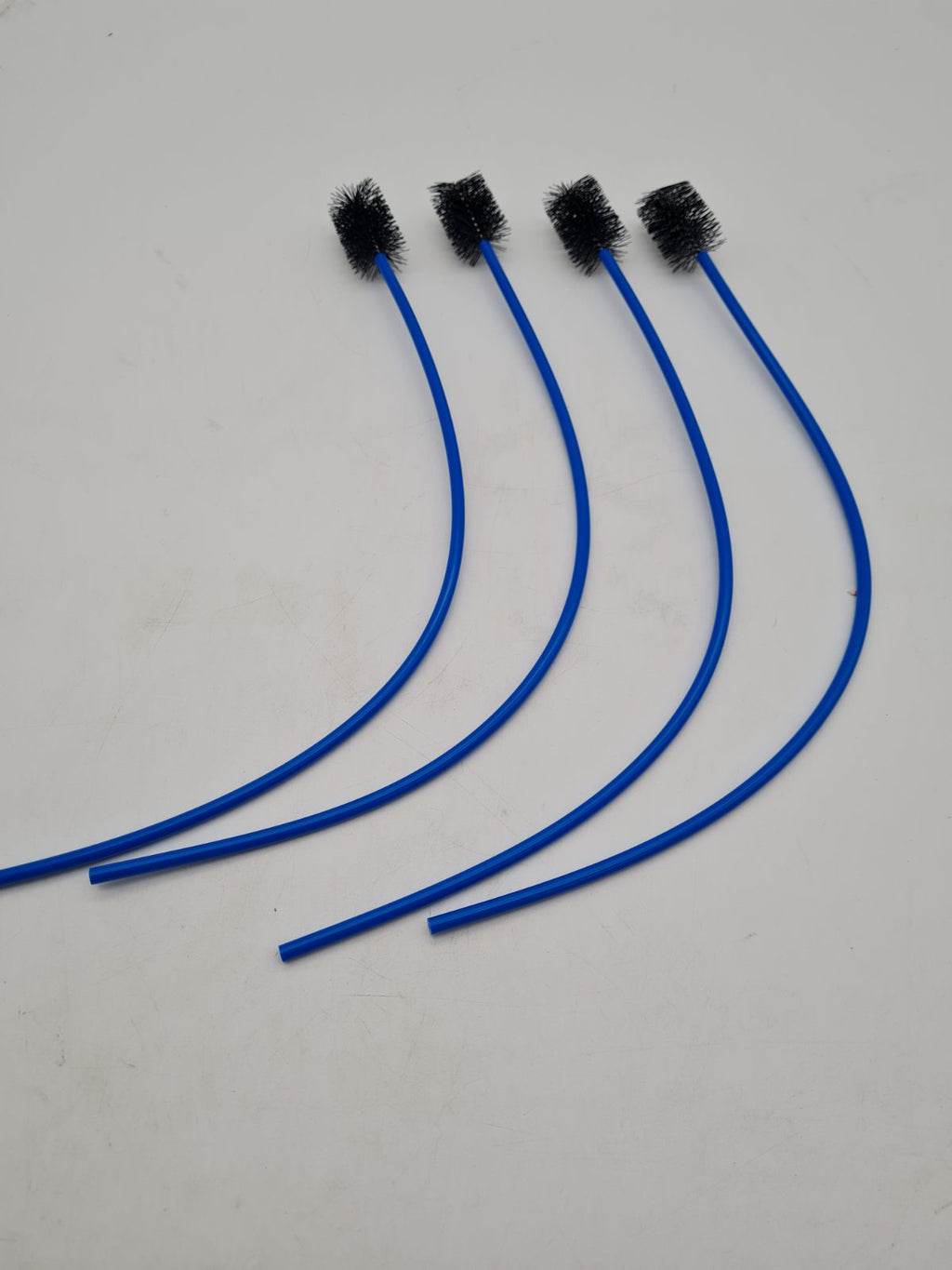 Larrel 4-Piece Flexible Drain Cleaning Brush Set â€” photograph 1