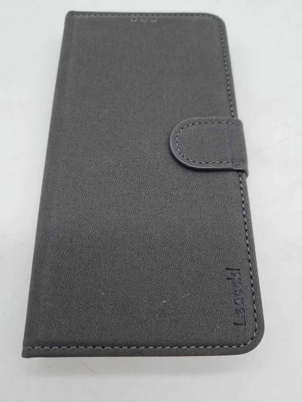 Leaccvi wallet-style mobile phone case â€” photograph 1