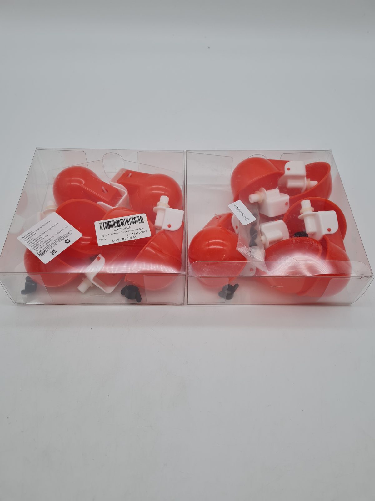 Automatic Poultry Drinking Cups 6pcs 2 packs â€” photograph 1
