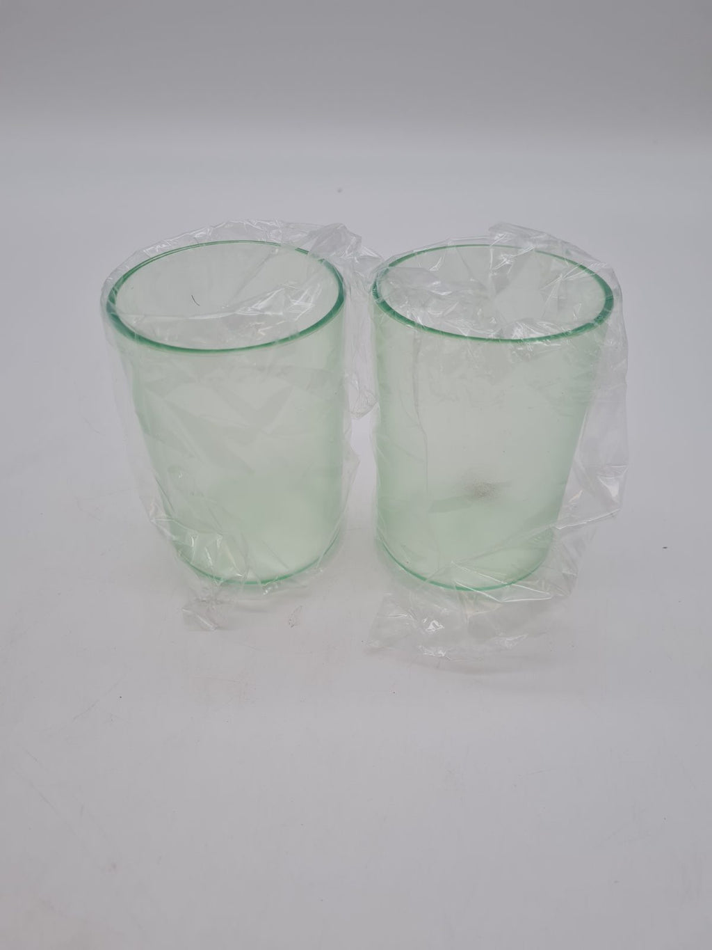 Translucent  green Toothbrush Tumbler x2 â€” photograph 1