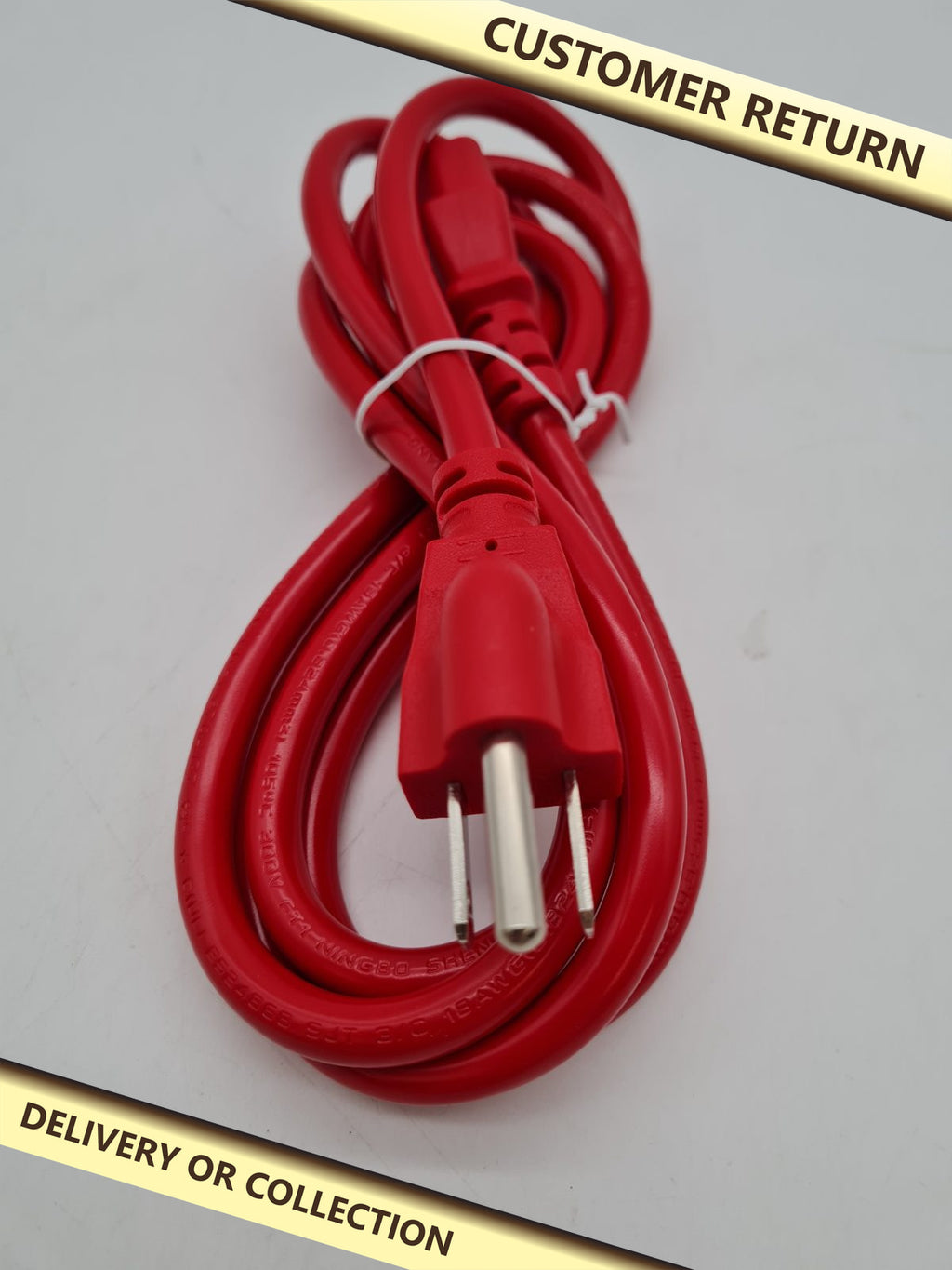 US 3-Pin to IEC C13 Mains Power Cable — photograph 1 — Customer return; auction delivery information shown on image