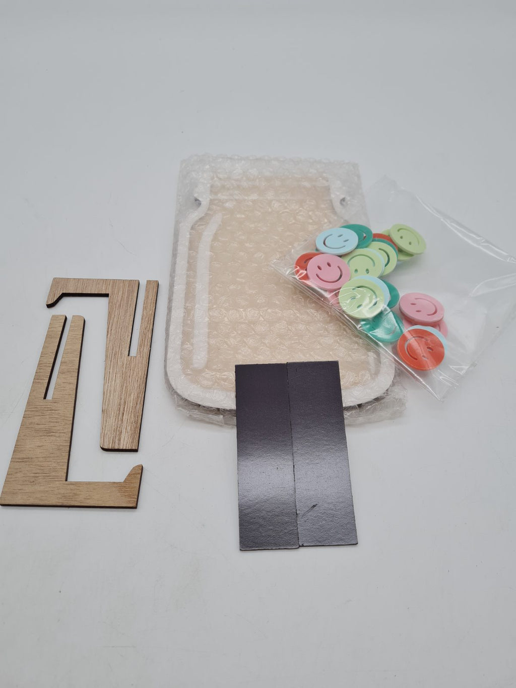 Wooden Reward Jar Behaviour Chart with Smiley Tokens â€” photograph 2