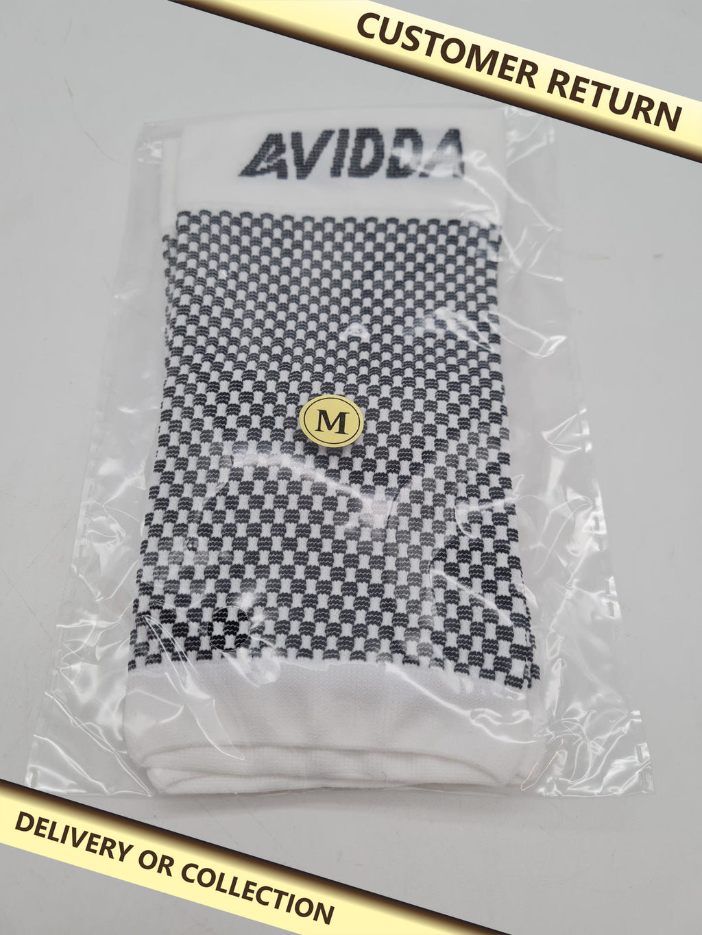 AVIDDA Knee Support Sleeve, Size M â€” photograph 1 — Customer return; auction delivery information shown on image