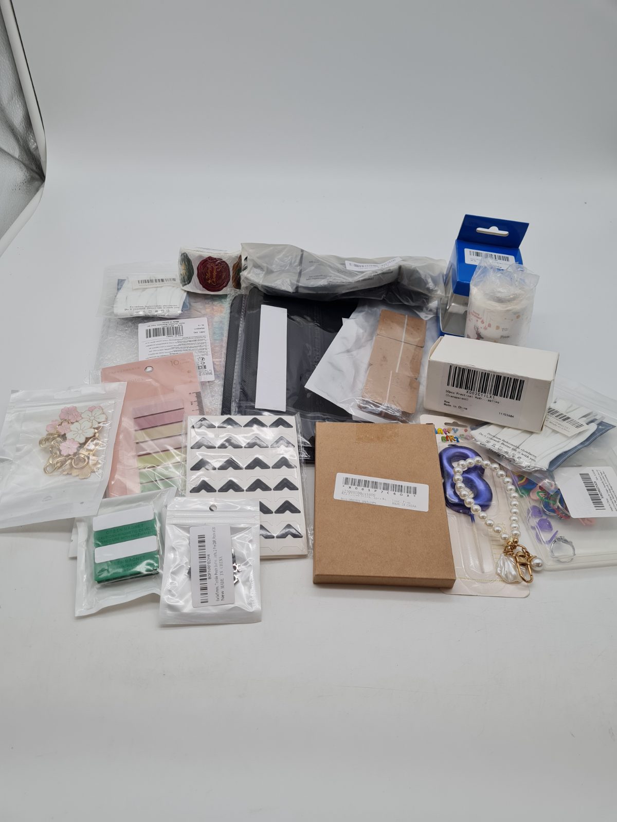 Mixed variety bundle â€” photograph 1