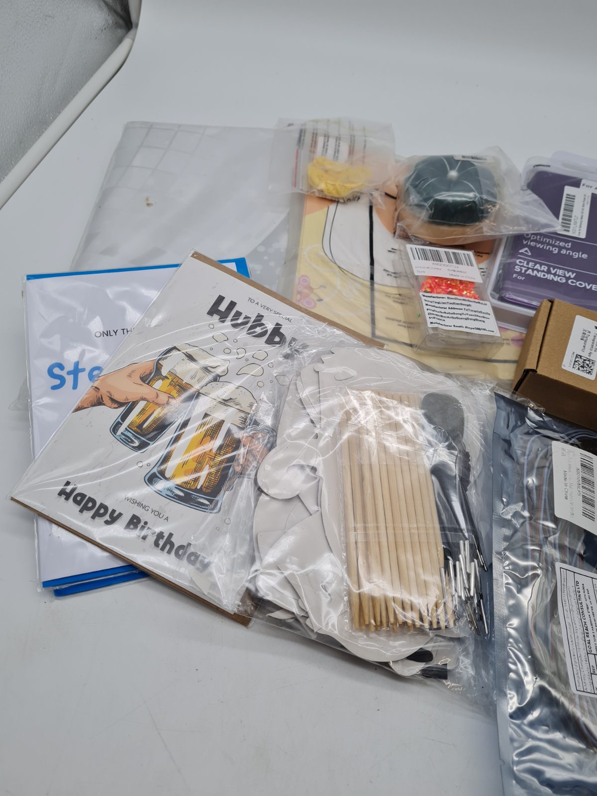 Random bundle of items â€” photograph 2