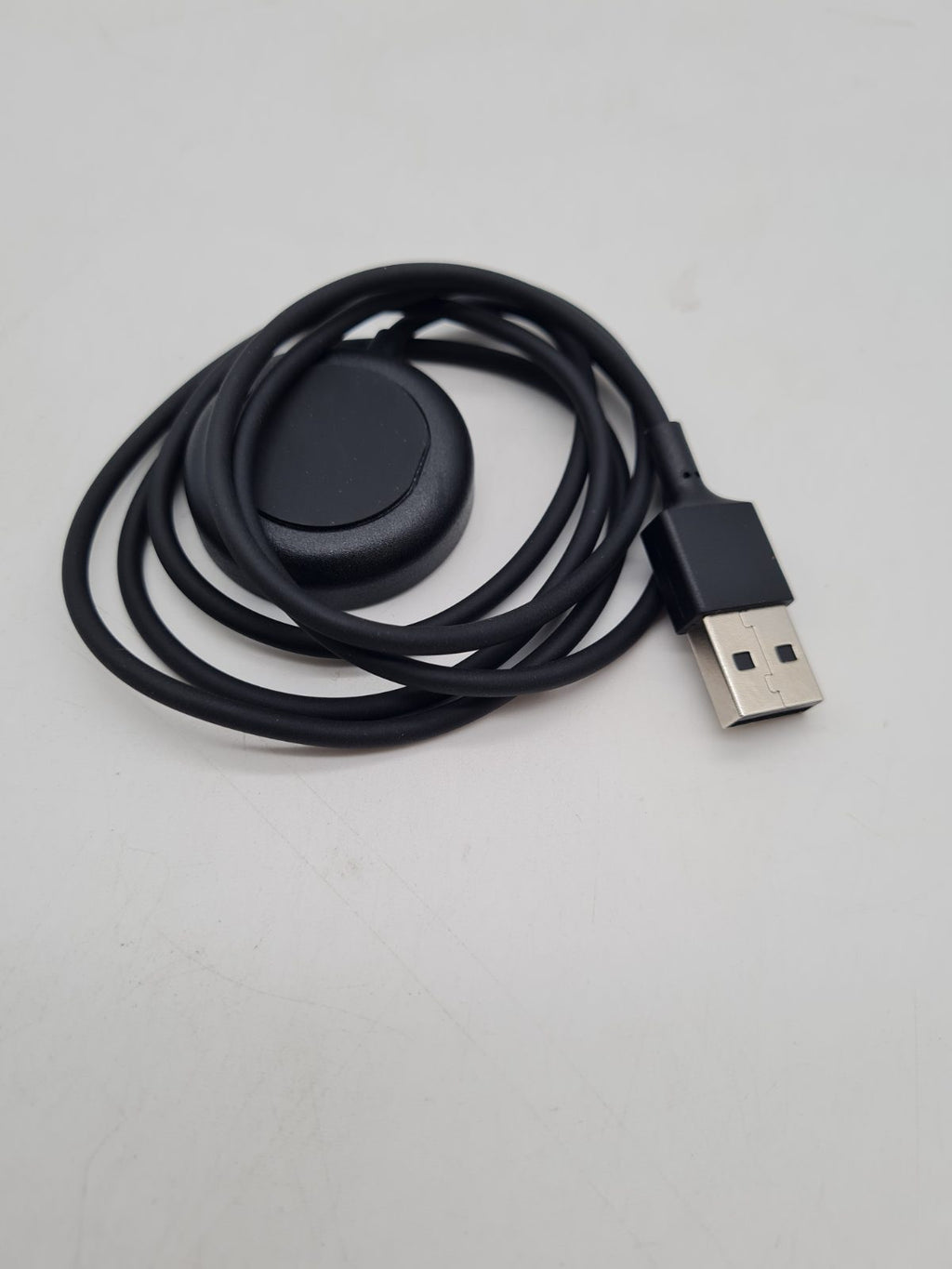 USB-A Smartwatch Charging Cable â€” photograph 2