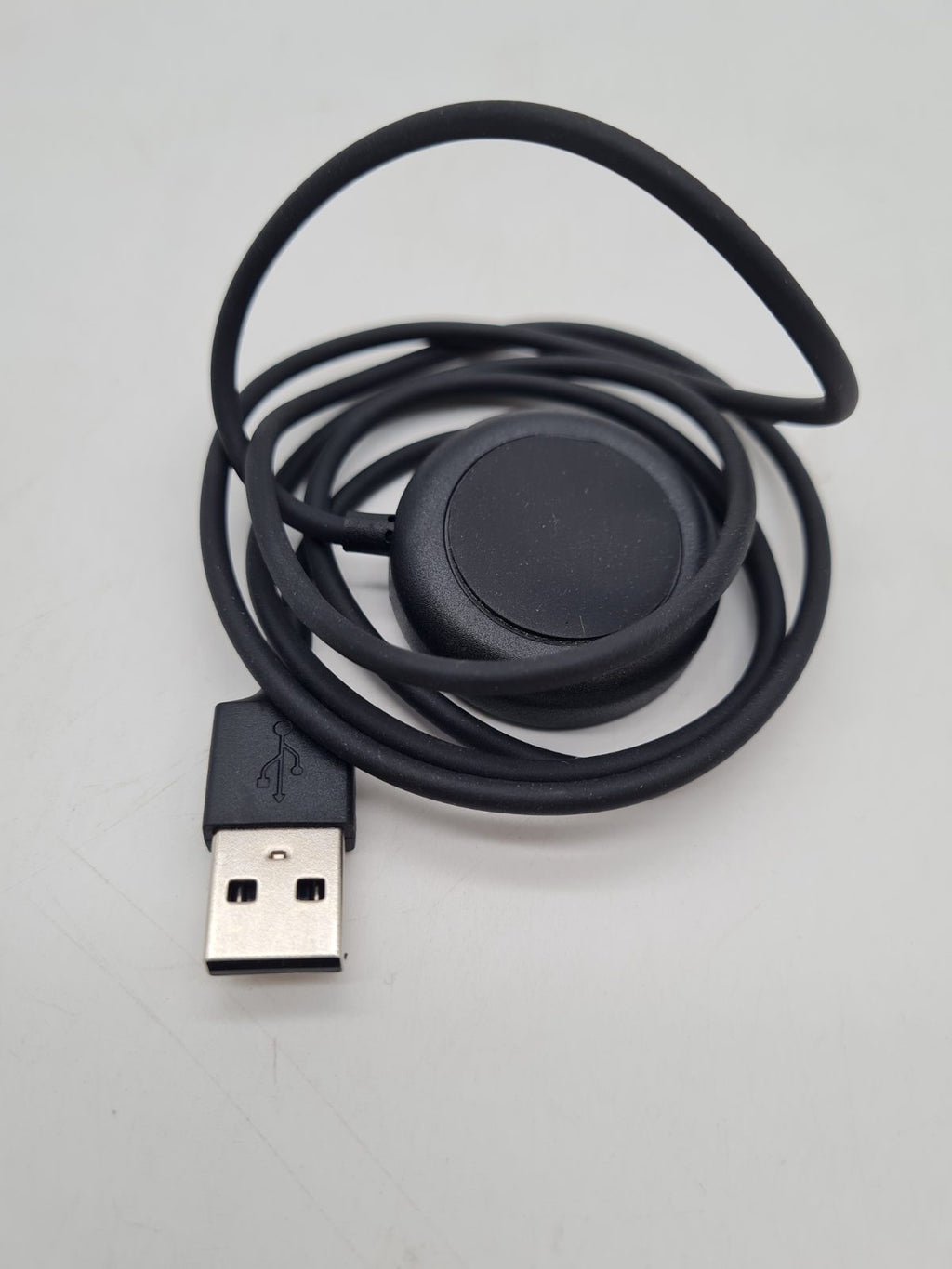 USB-A Smartwatch Charging Cable â€” photograph 1