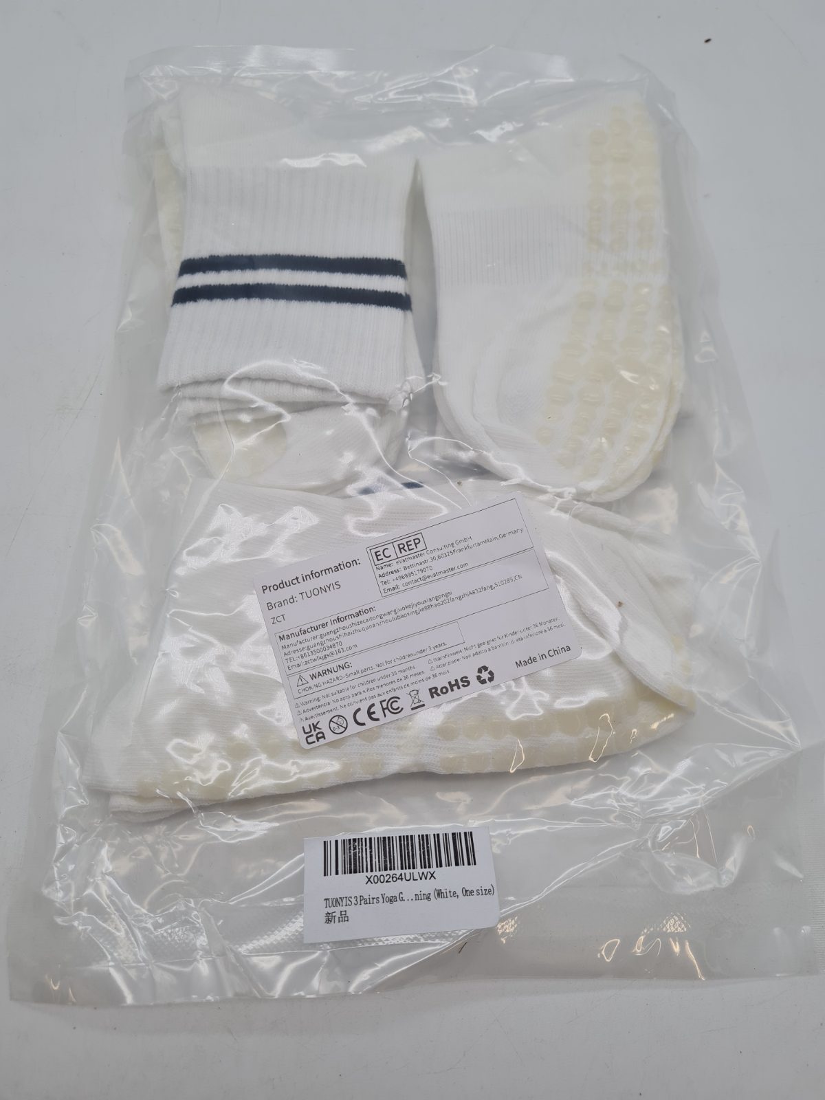 TUONYIS 3-Pair Non-Slip Yoga Socks â€” photograph 2