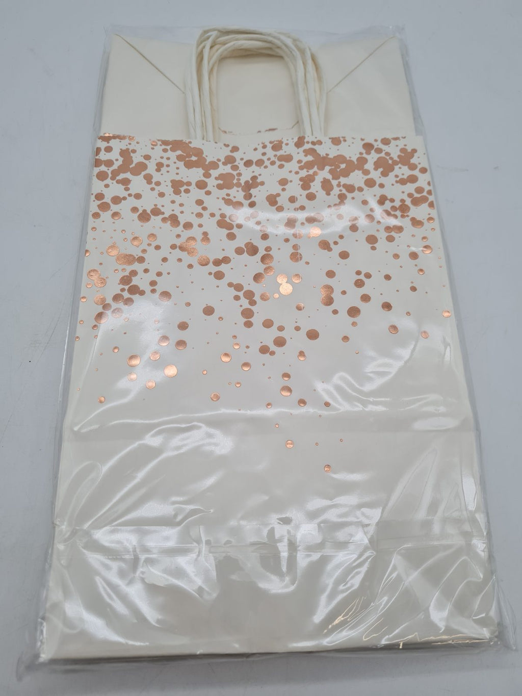 Paper Party Favour Gift Bags â€” photograph 2