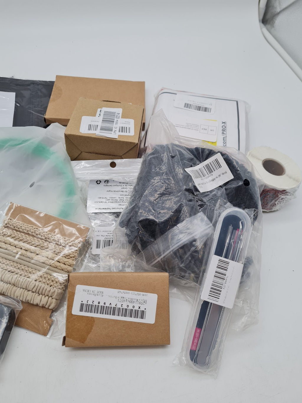 Variety bundle of item â€” photograph 3