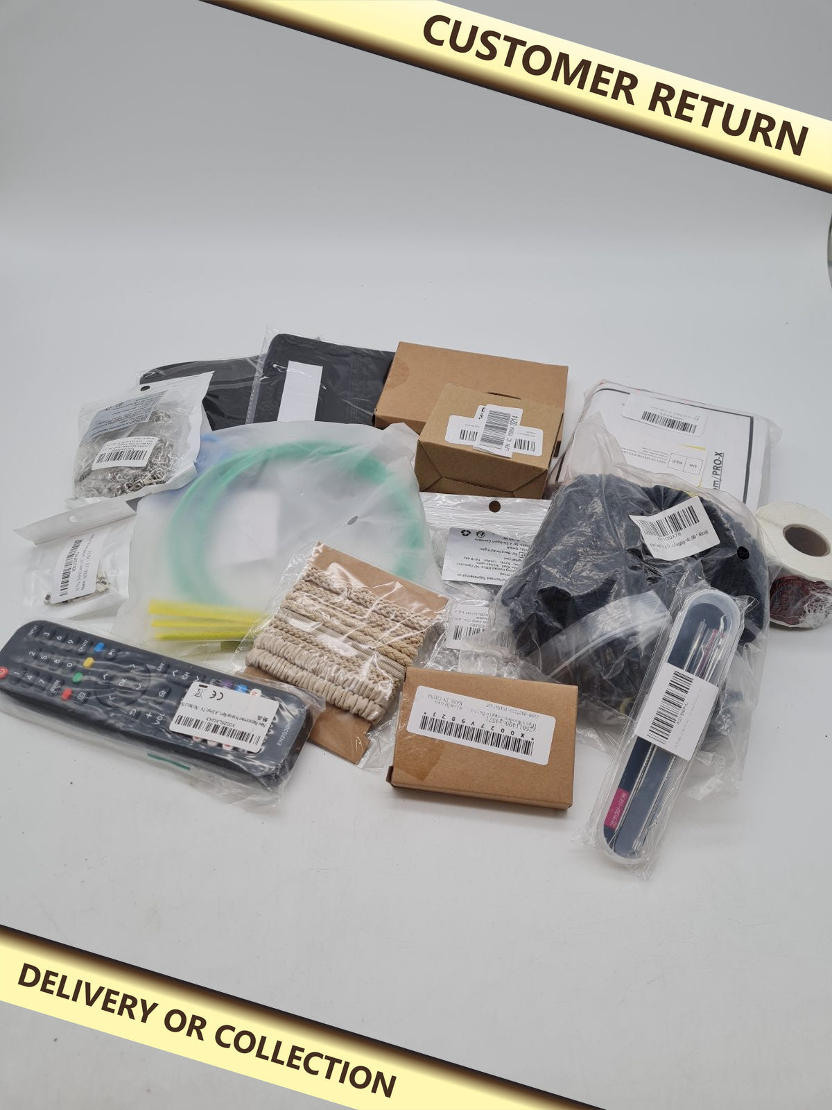 Variety bundle of item â€” photograph 1 — Customer return; auction delivery information shown on image