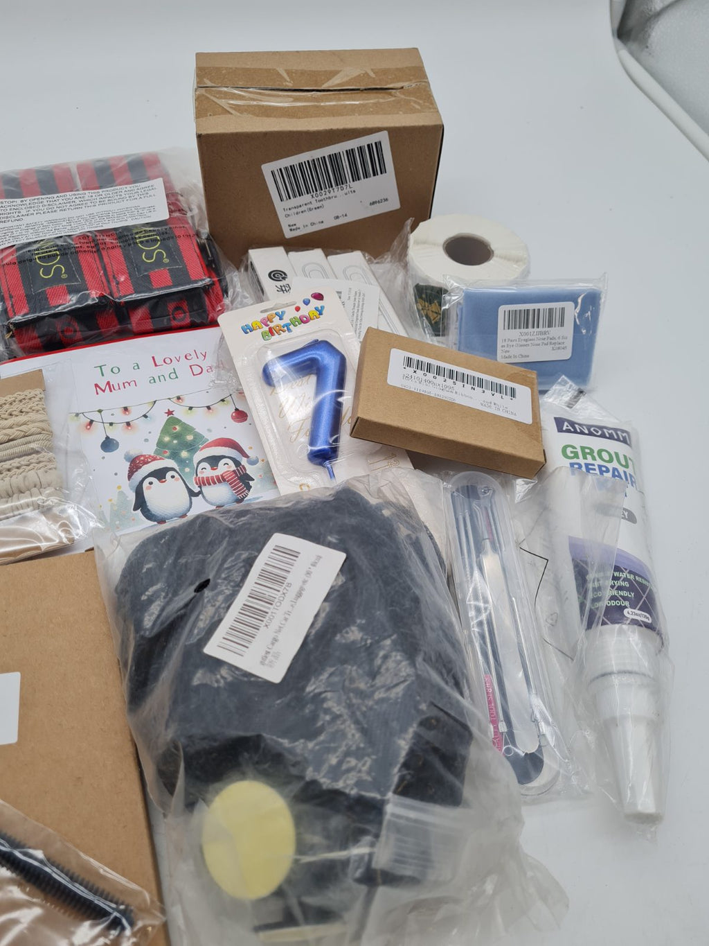 Bundle of a variety of products. â€” photograph 3