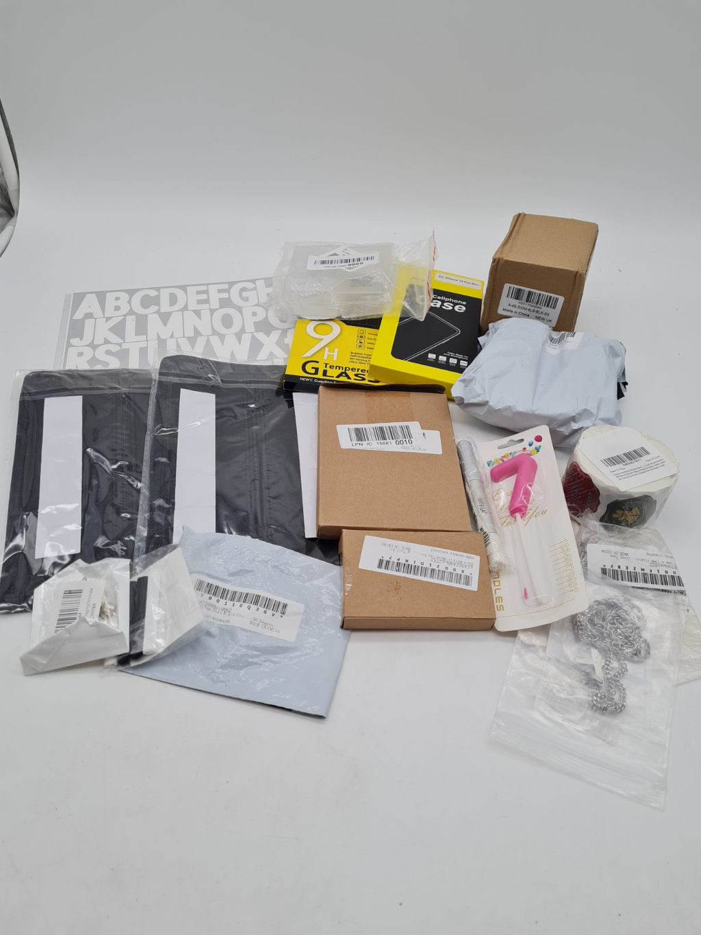 Mixed bundle of items â€” photograph 1