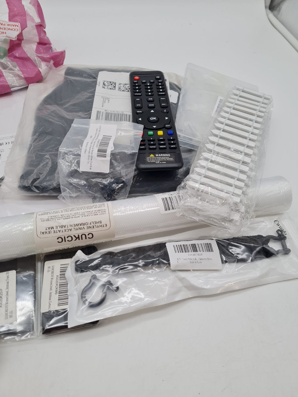 Random bundle â€” photograph 3