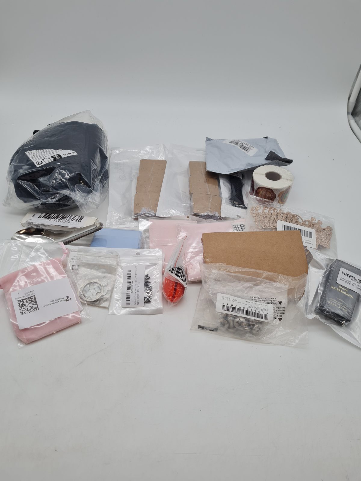 Random bundle â€” photograph 1