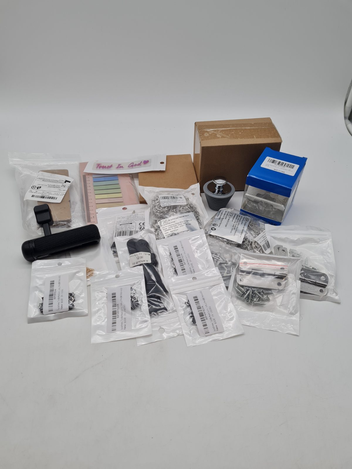 Mixed variety bundle â€” photograph 1