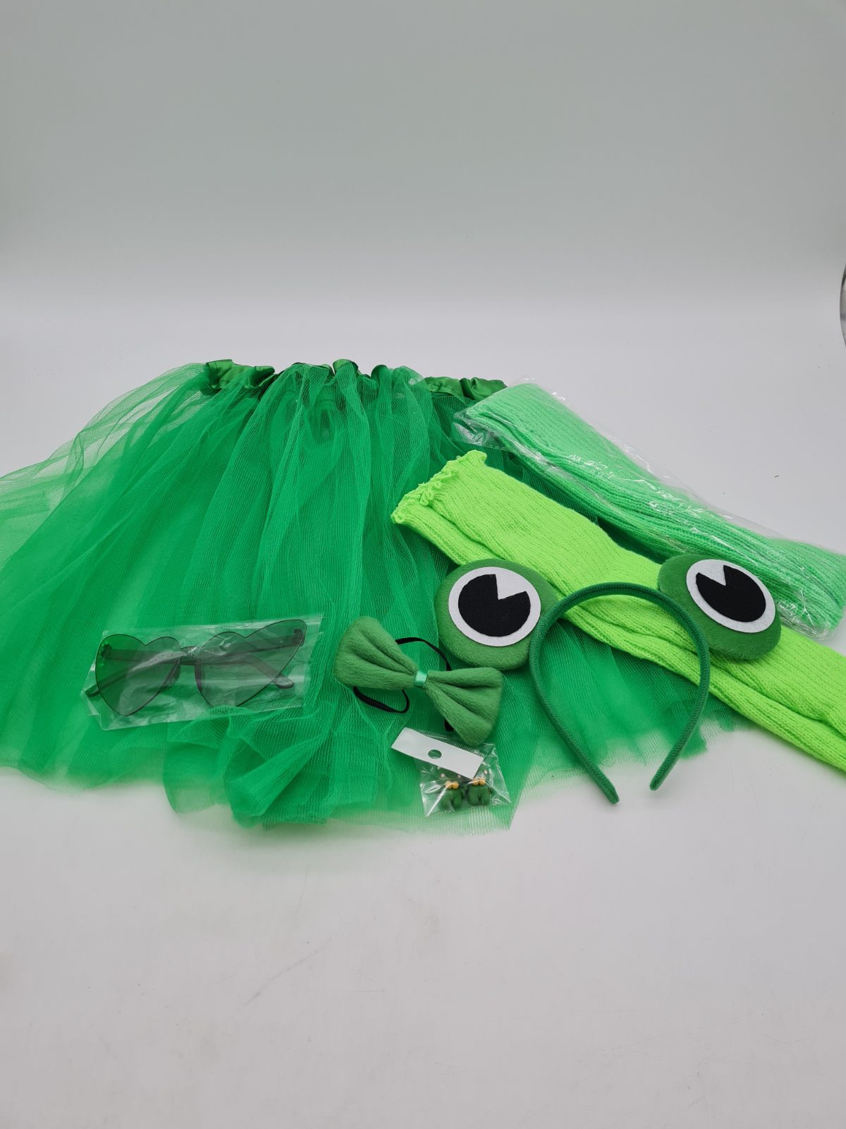 Frog Fancy Dress Costume Accessory Set â€” photograph 1