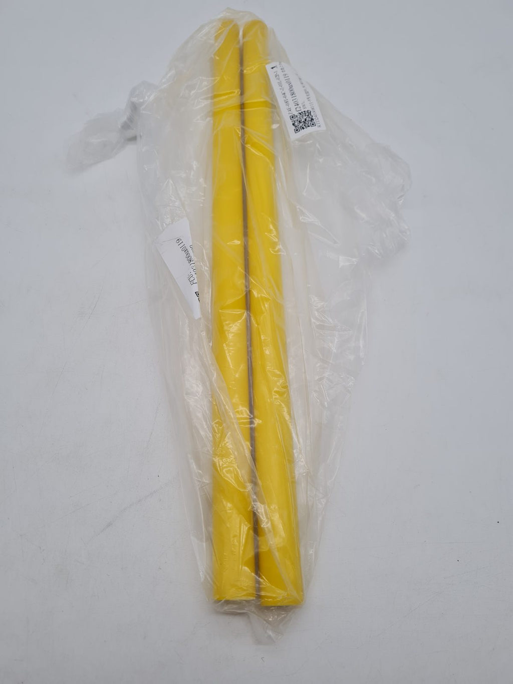 Plastic round rods — photograph 1