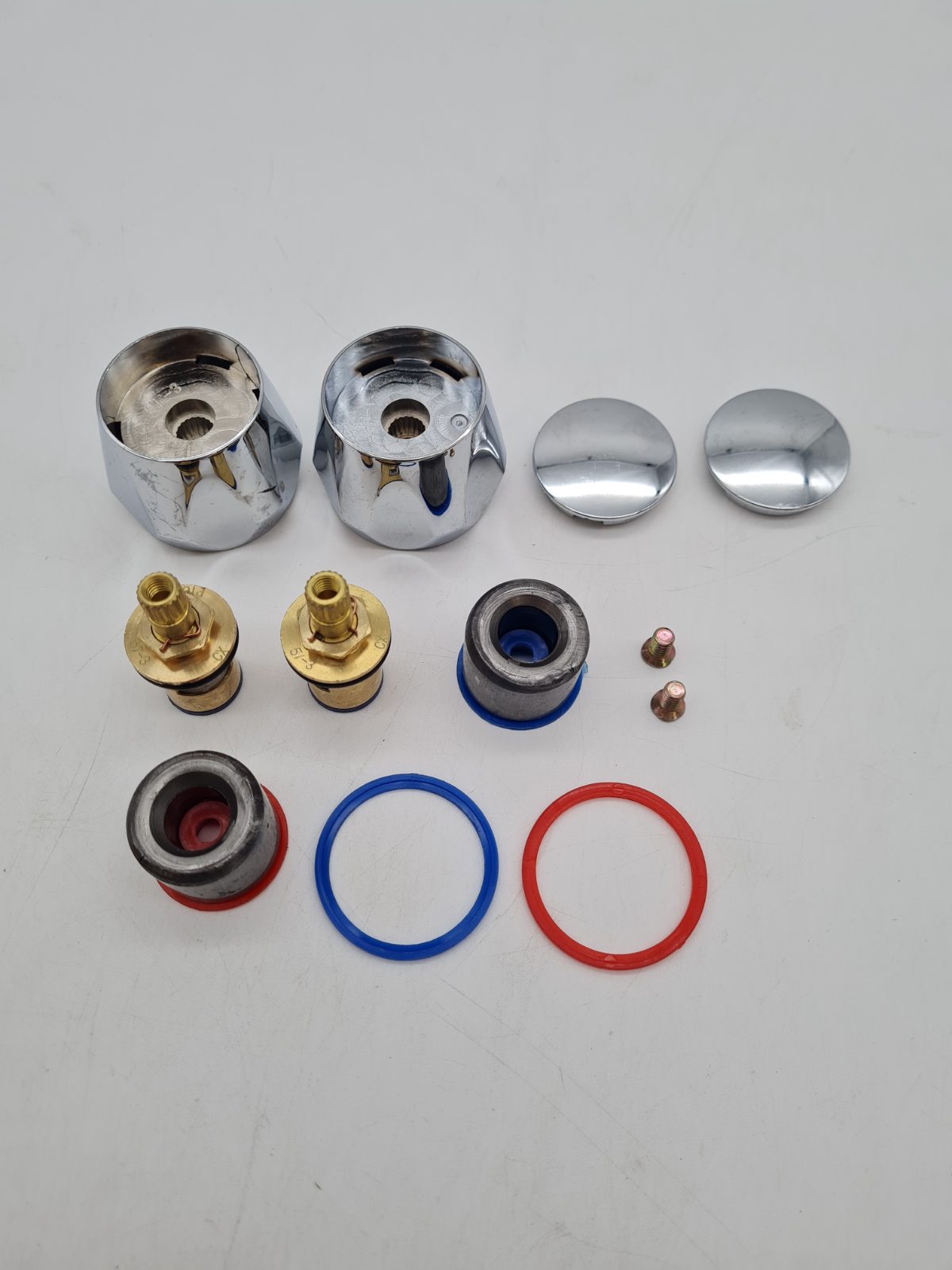 Tap Handle and Valve Repair Kit â€” photograph 1