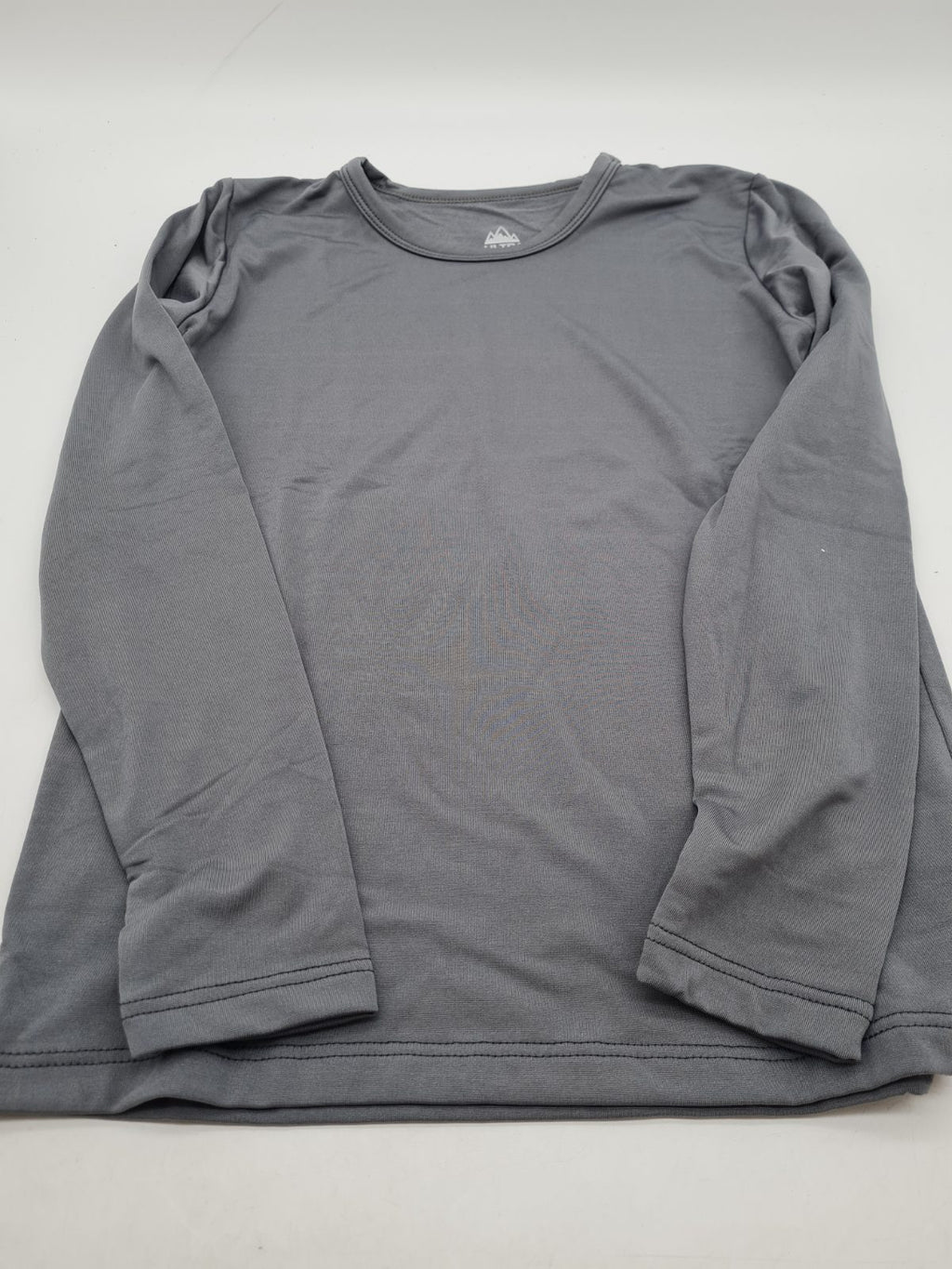 Ultra Long-Sleeve Base Layer Top and Leggings Set â€” photograph 2