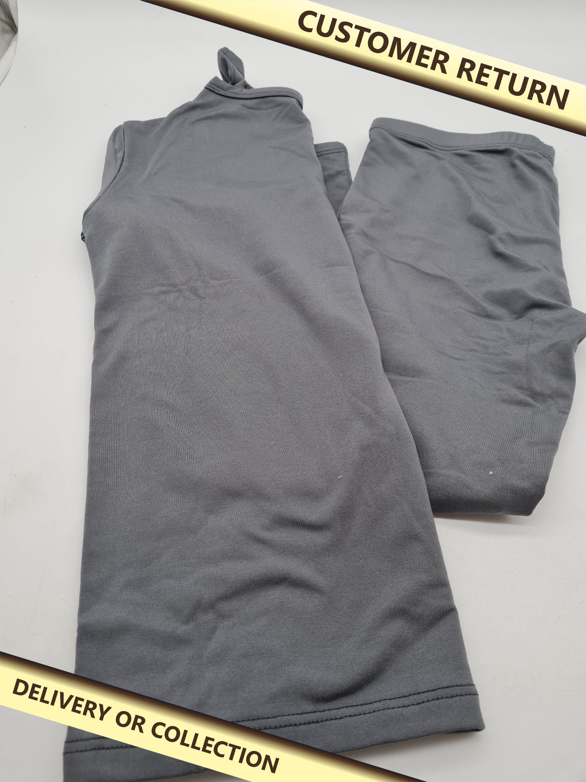Ultra Long-Sleeve Base Layer Top and Leggings Set â€” photograph 1 — Customer return; auction delivery information shown on image