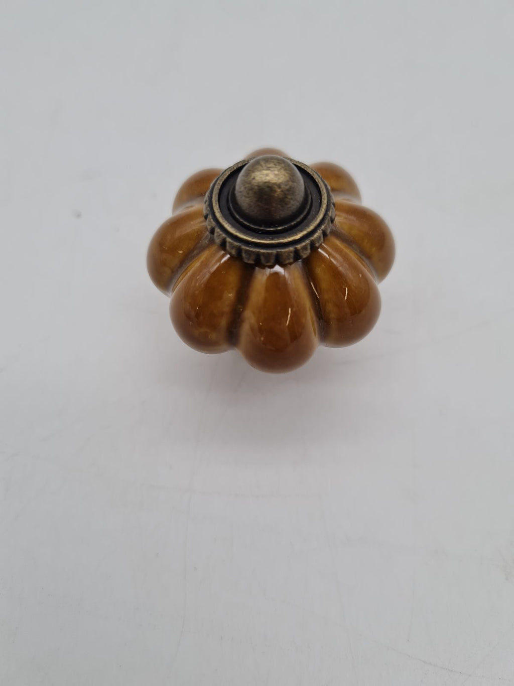 Pumpkin-Shaped Ceramic Cabinet Knob â€” photograph 1