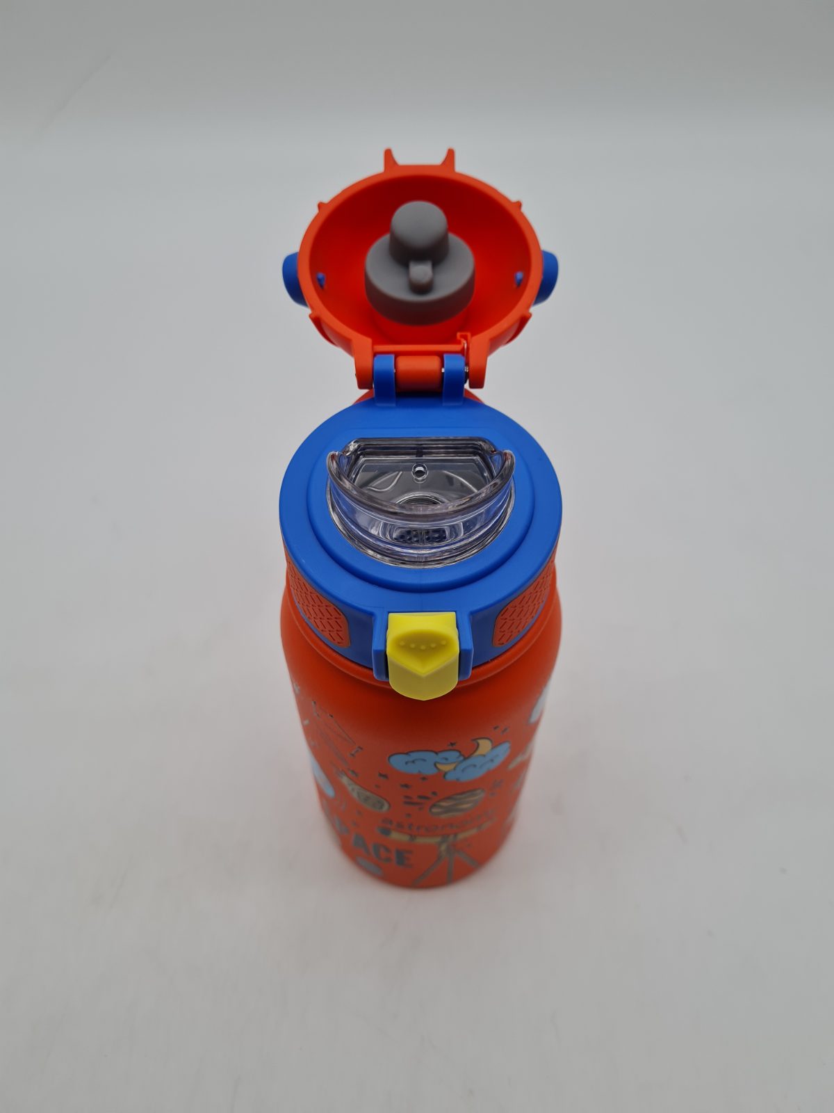 Children's insulated stainless steel water bottle â€” photograph 2