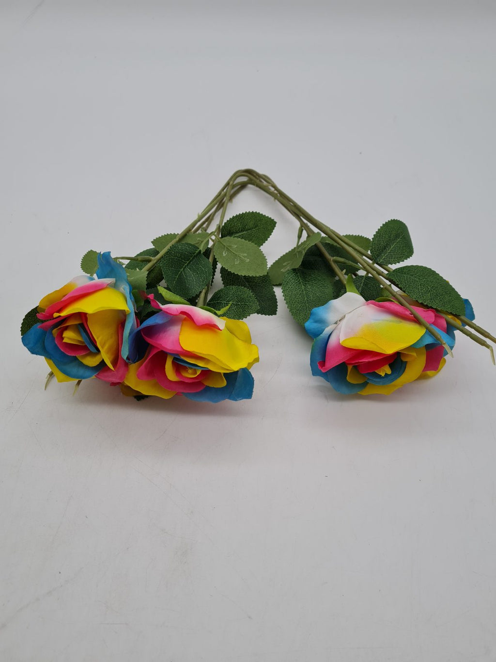 Multicoloured Artificial Rose Stems â€” photograph 1