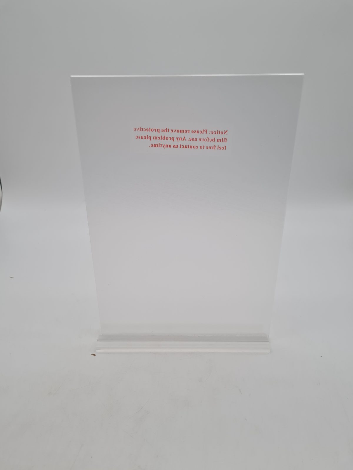 Tabletop acrylic sign holder set T-0611-4 â€” photograph 1