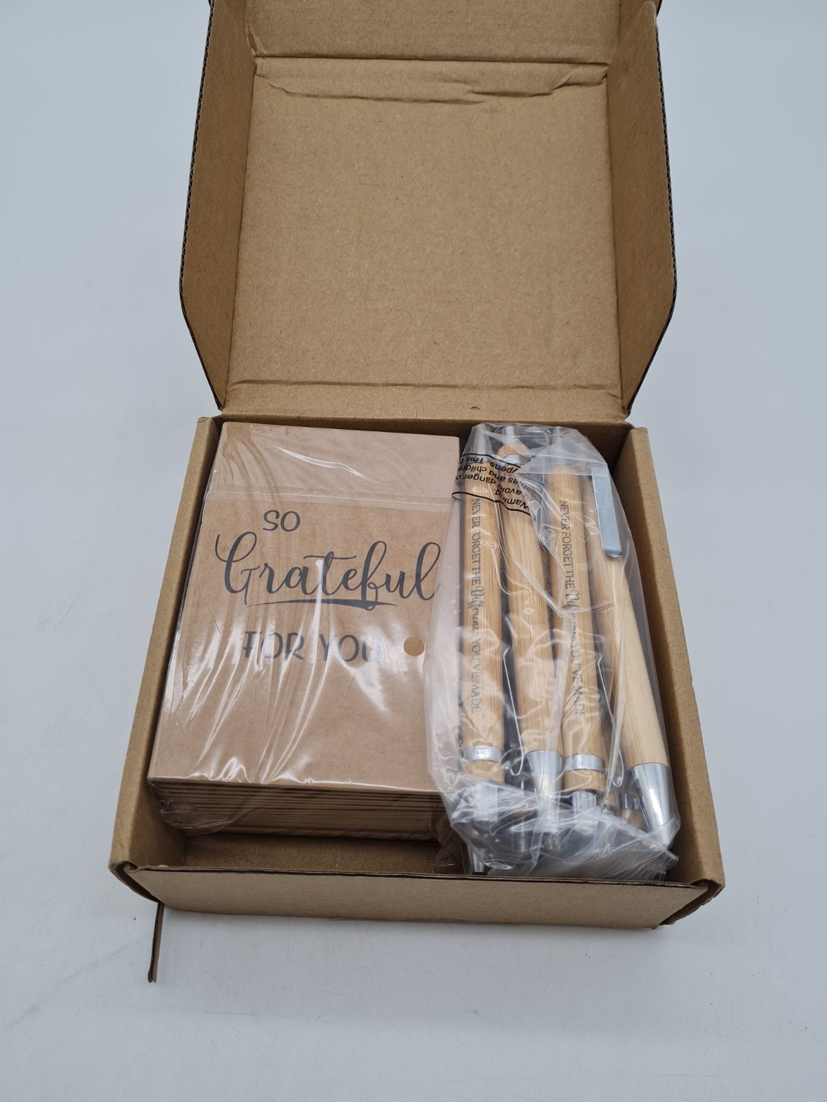 20-Piece Appreciation Notebook and Bamboo Ballpoint Pen Gift Set â€” photograph 2
