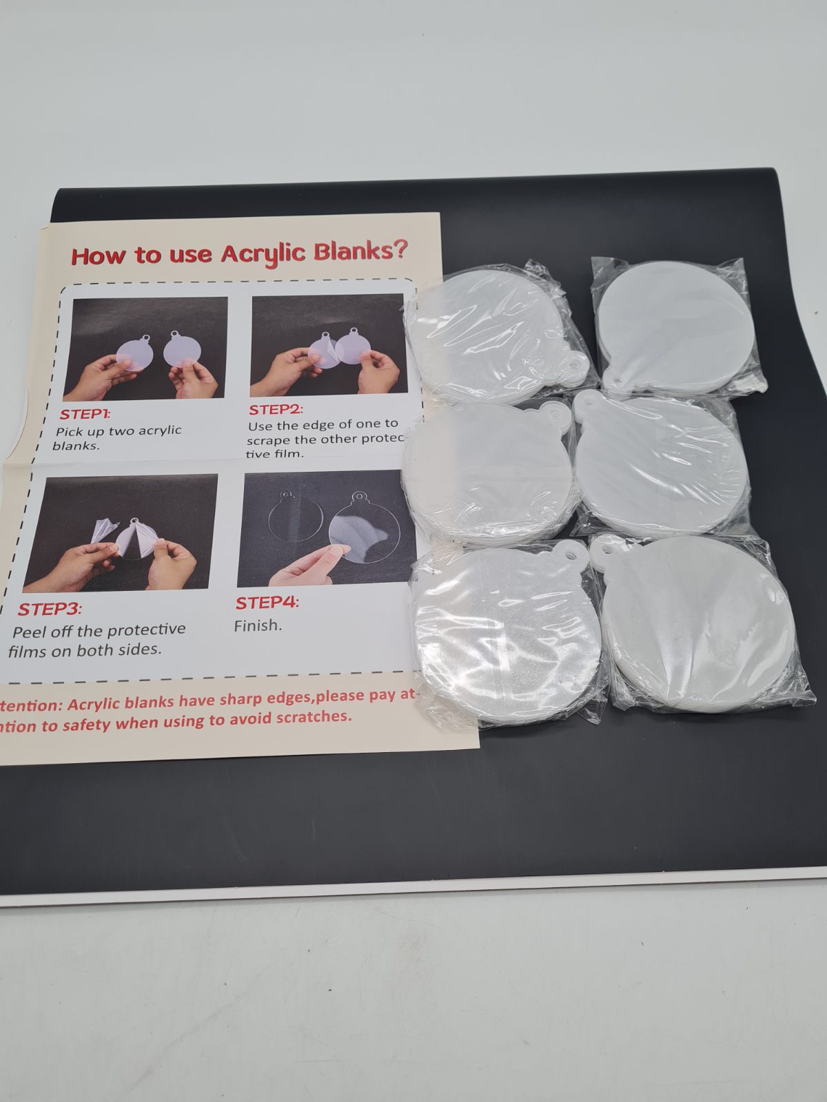 Round Acrylic Craft Blanks with Hanging Holes â€” photograph 2