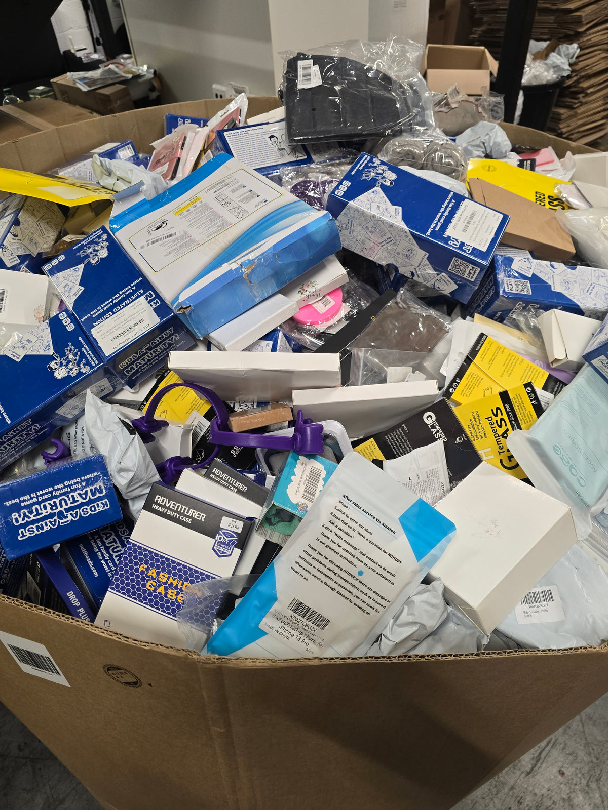 5ft Amazon Smalls - Mixed Pallets of New and Returns