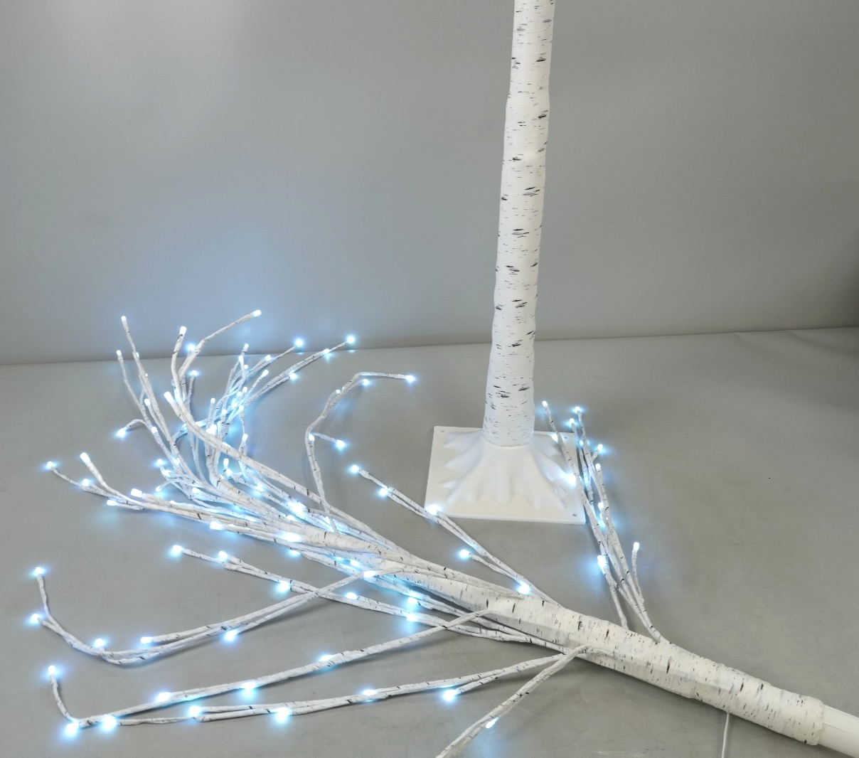 Artificial Birch Tree Lighted 6FT Colour Changing LED Lights Timer White