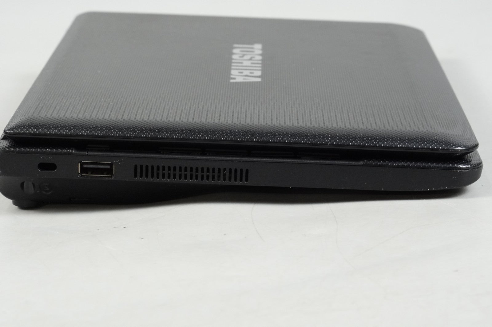 Toshiba NB510, Atom N2600 1.60GHz, 2GB Ram, 64GB SSD, Windows 10, NO CHARGER