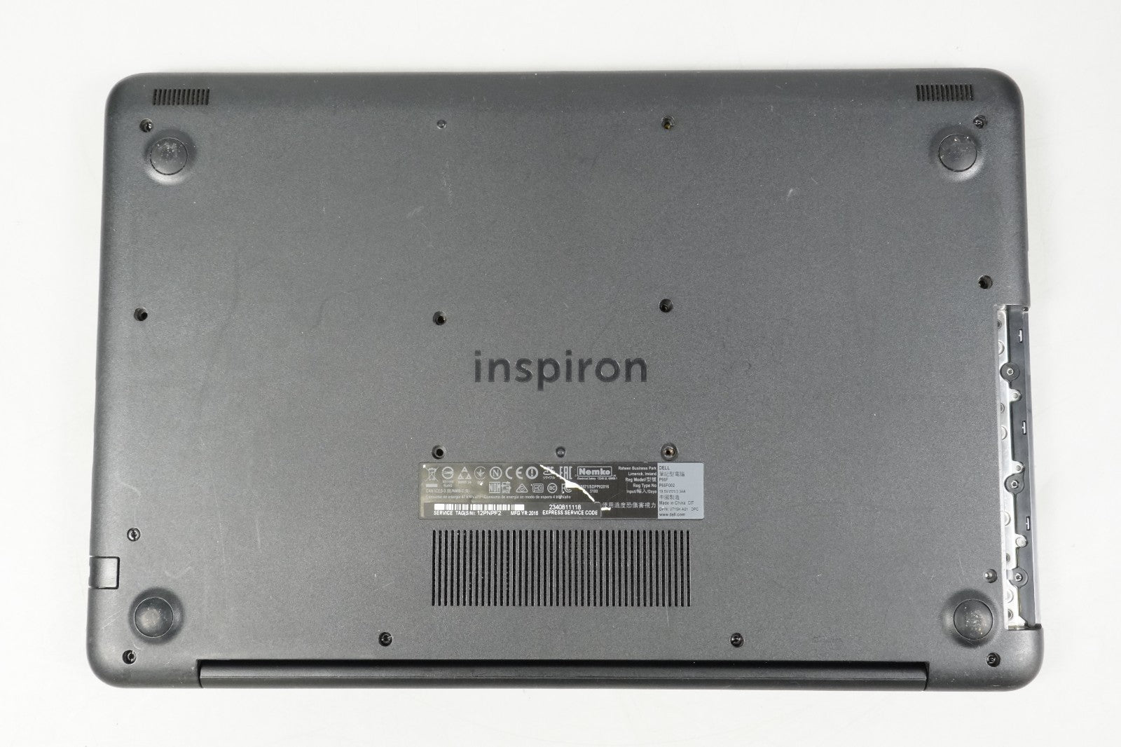 Laptop Dell Inspiron P66F AMD A10 9600P RADEON R5 2.4GHz 8GB RAM 256GB SSD