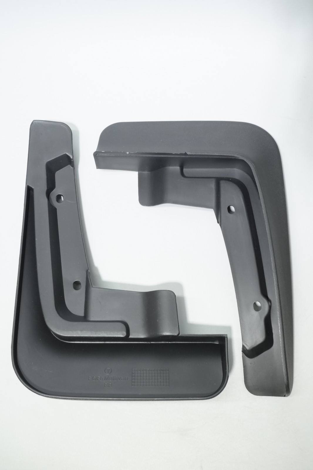 Transporter Caravelle T6 Multivan Kombi 2015 on Mudflaps Splash Guards Mudguards