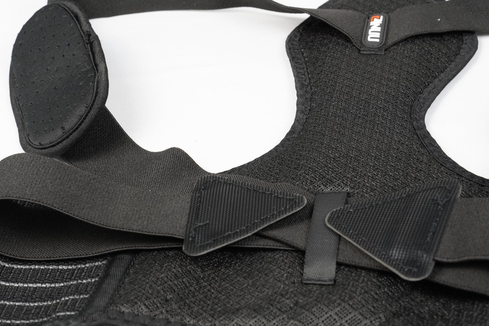 Back Brace Posture Corrector f 27-47' Waist Adjustable Breathable Straightener