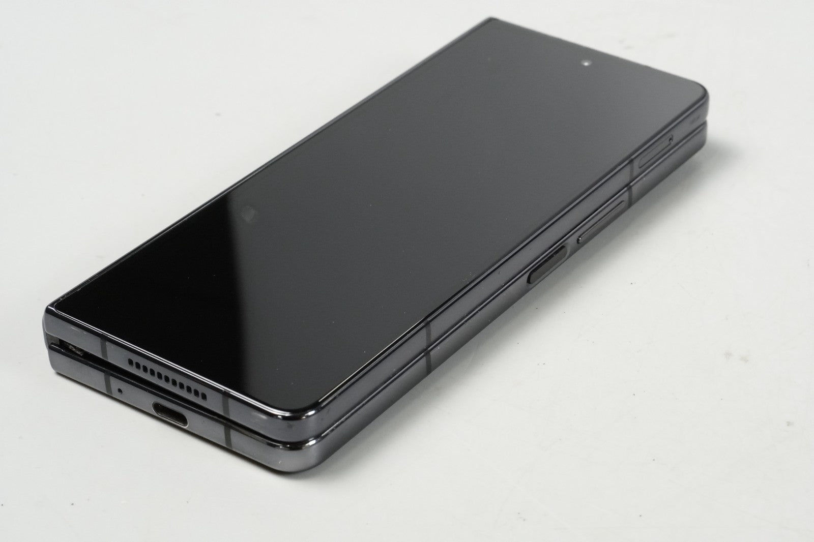 Samsung Galaxy Z Fold4 SM-F936B/DS - 256GB - Phantom Black (Unlocked)