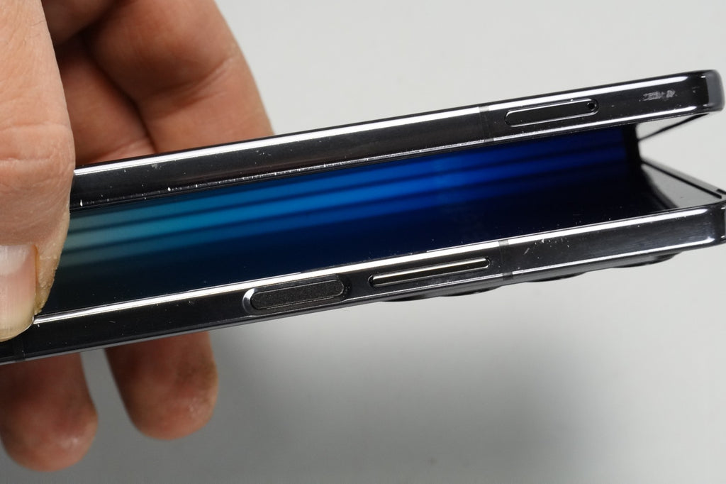 Samsung Galaxy Z Fold4 SM-F936B/DS - 256GB - Phantom Black (Unlocked)