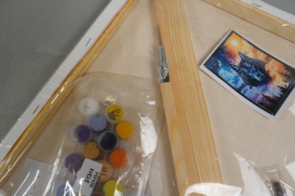 Paint by Numbers Kit Wolf King Under The Stars Painting Canvas, Easel & Brushes