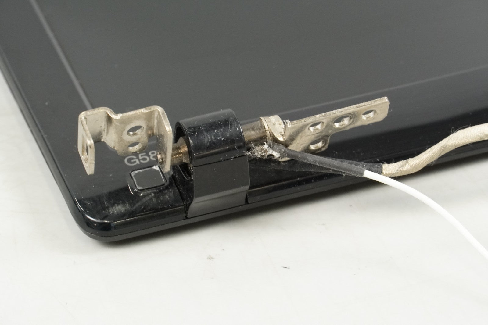 Lenovo G580 2189 Screen Assembly Replacement Used Part pull off working machine