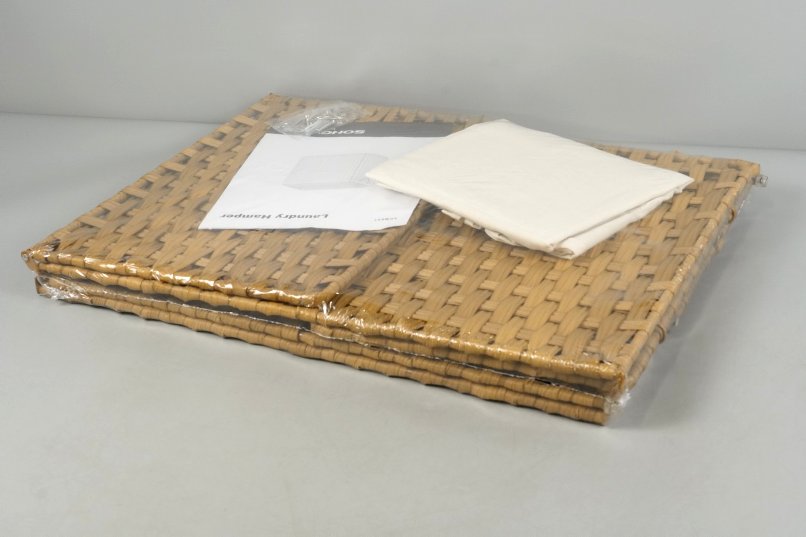 90L Rattan Laundry Hamper with Lid, 23.8 Gallon Synthetic Unit Foldable Removabl