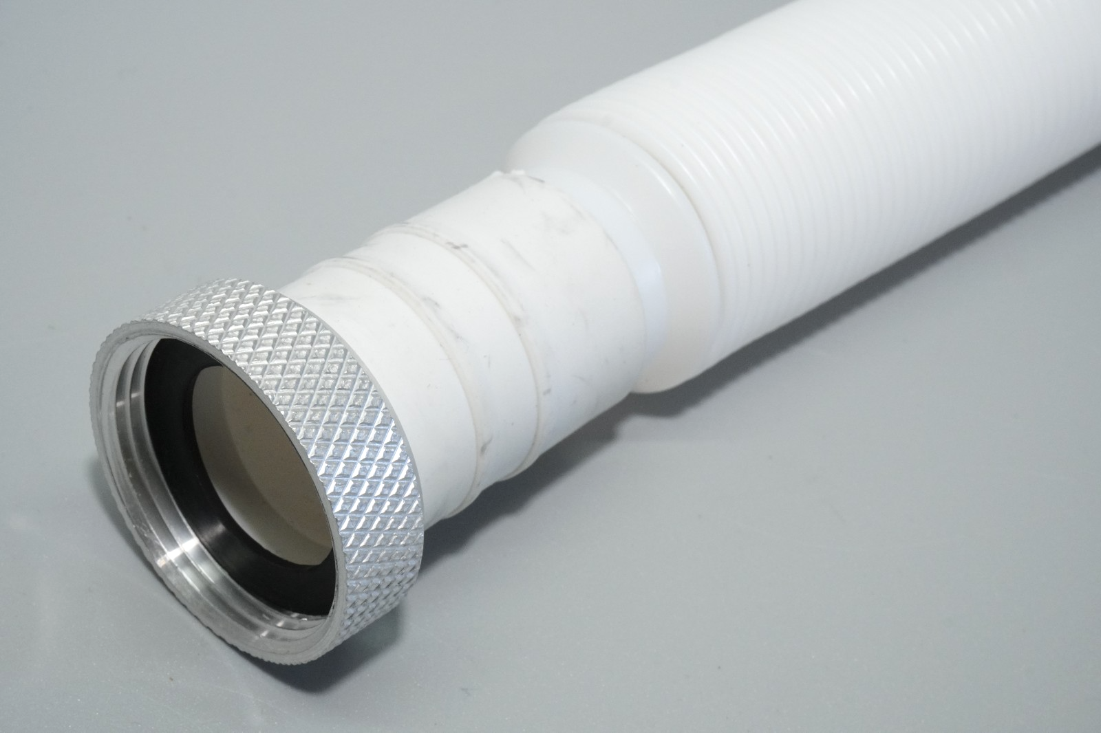 Flexible Waste Pipe 1 1/4" Bathroom Sink Plumbing Parts Odour-Proof Sink Waste