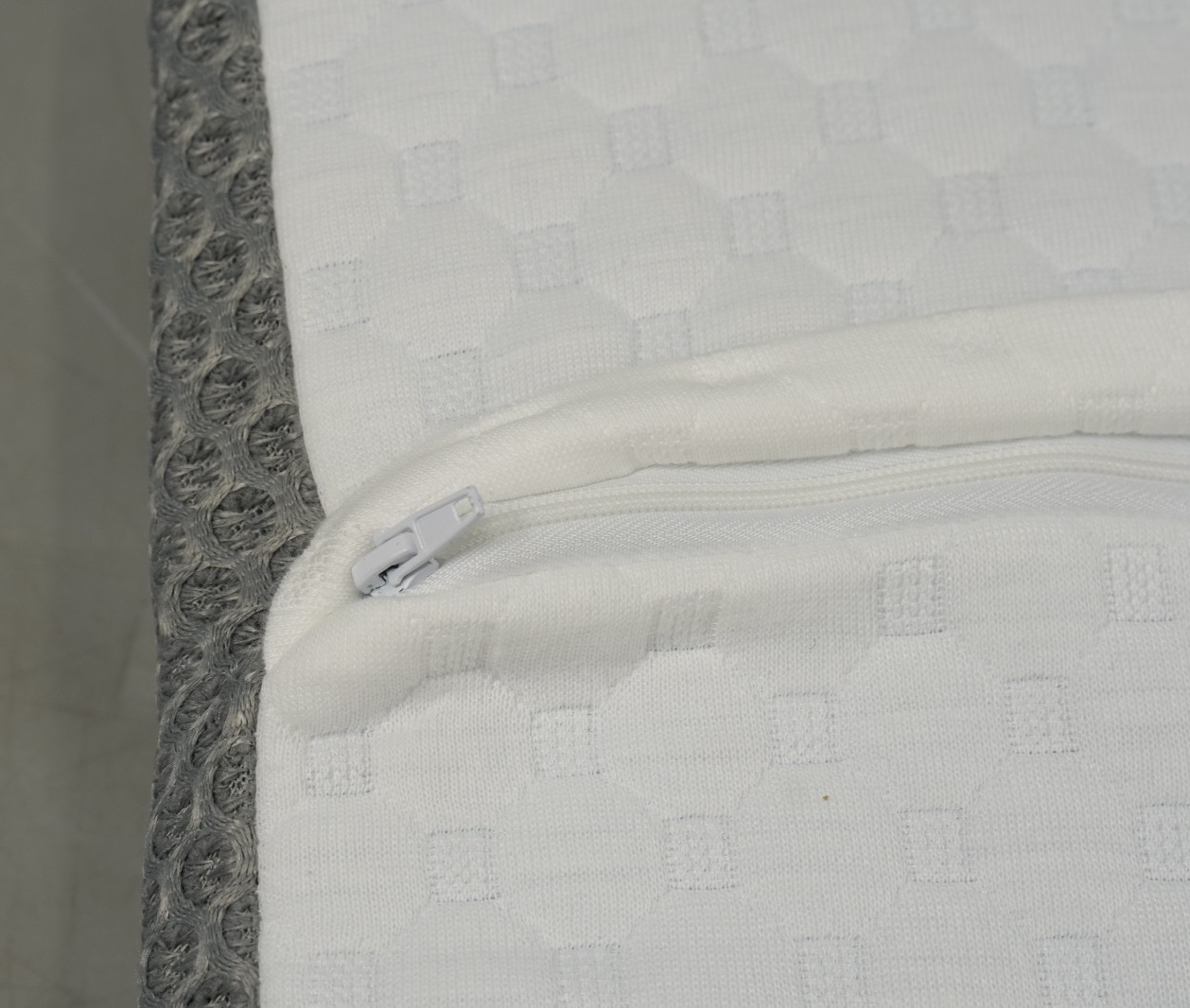 Orthopedic Cervical Pillow Memory Foam Deep Sleep Neck Shoulder Sleeping
