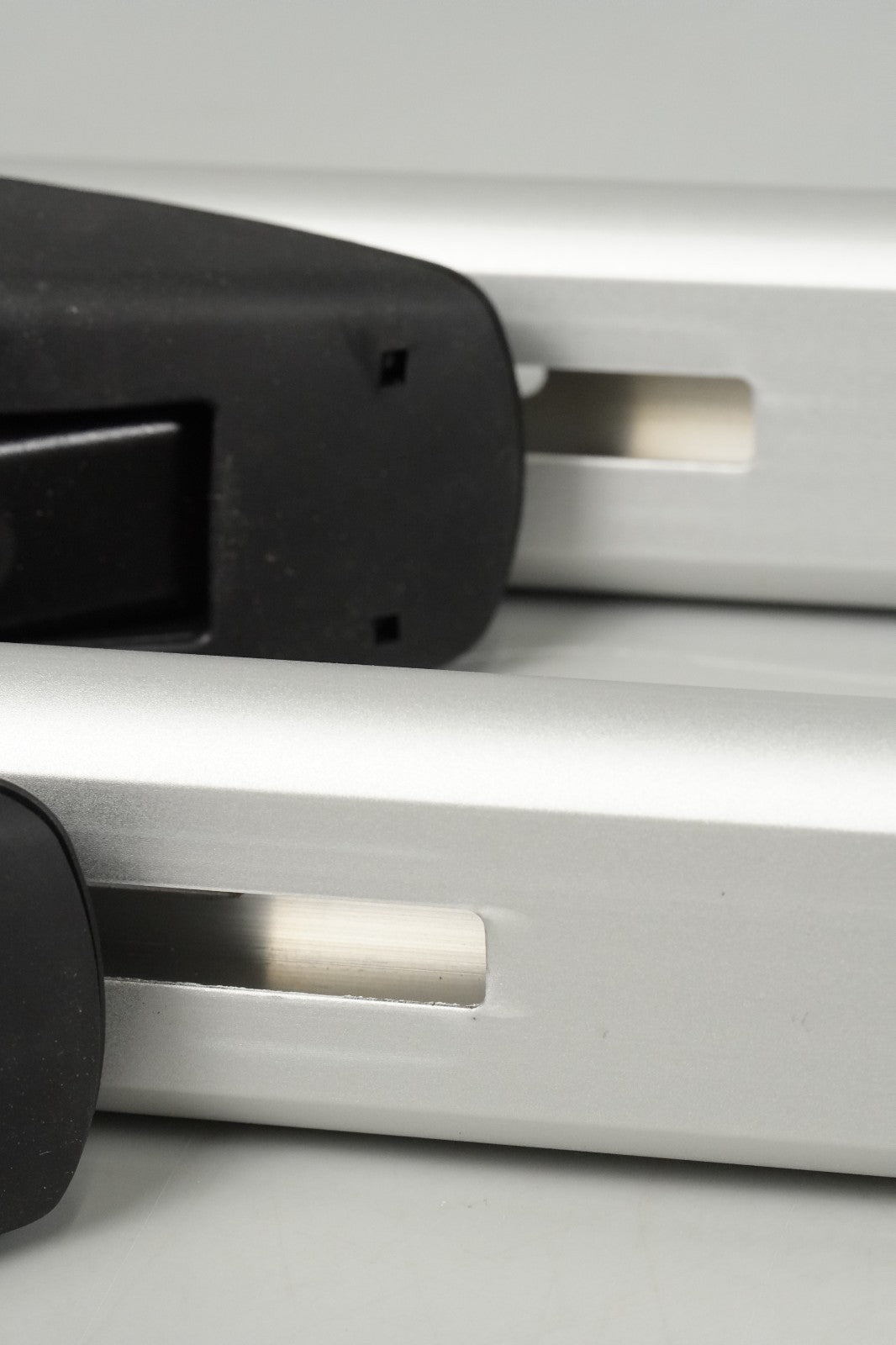 135cm Roof Rack Cross Bars, Adjustable Aluminum Roof Bars, Fits Most Existing Ra