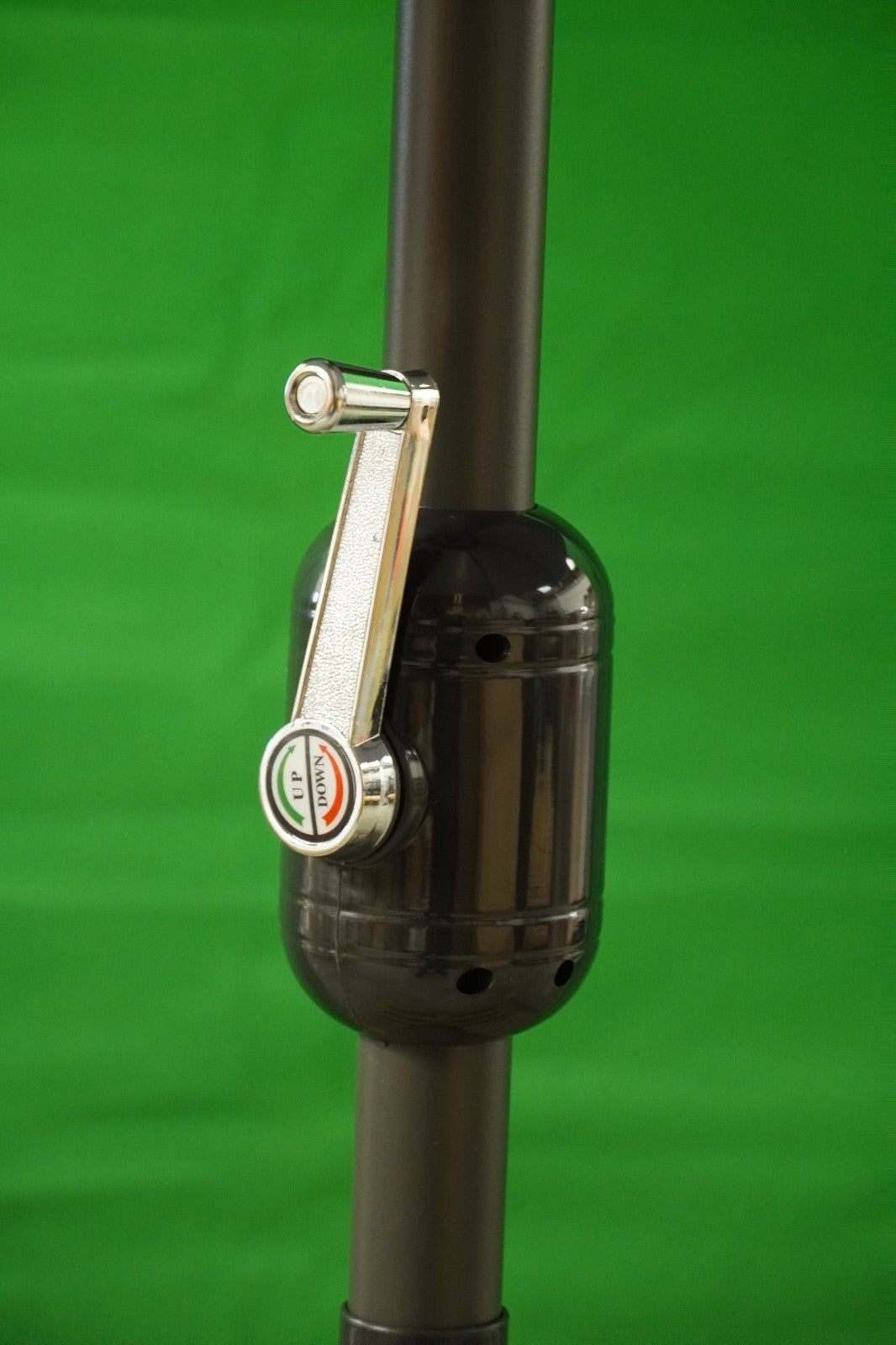 2.5M Grey Garden Parasol Sun Shade Umbrella SunDazeCrank Handle Tilt Mechanism