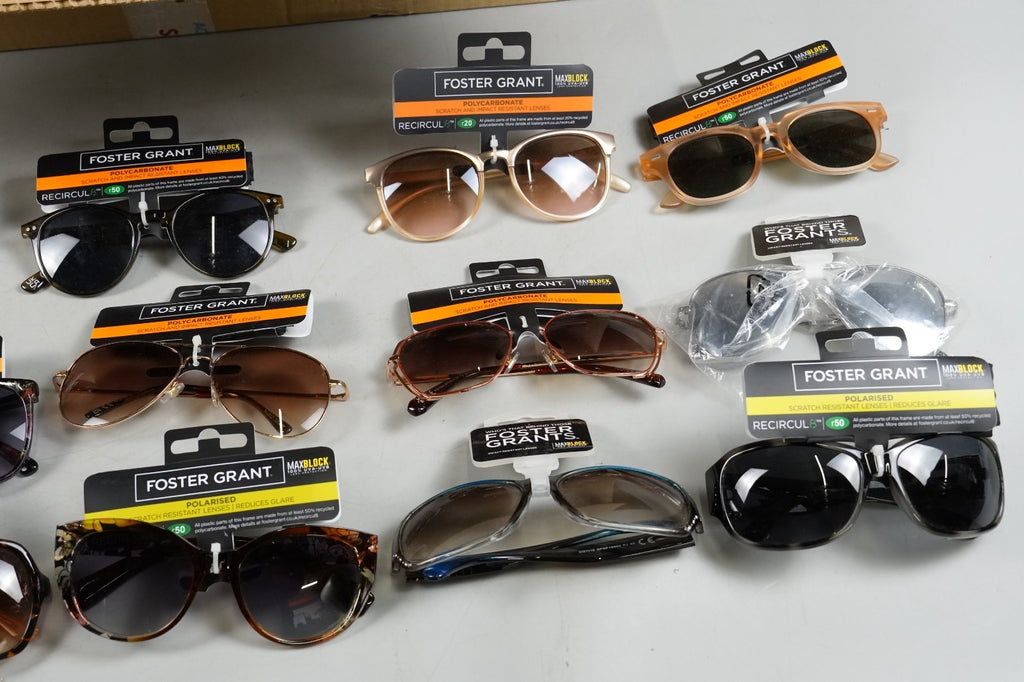 JOBLOT 300 Mixed Mens & Females Foster & Grant Sunglasses over £4000 RRP Carboot
