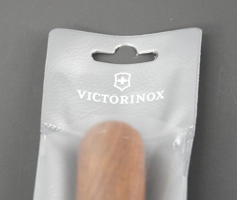 Victorinox Angled Palette Knife 25cm Spreading Lifting Cutting Cakes Wooden Hand