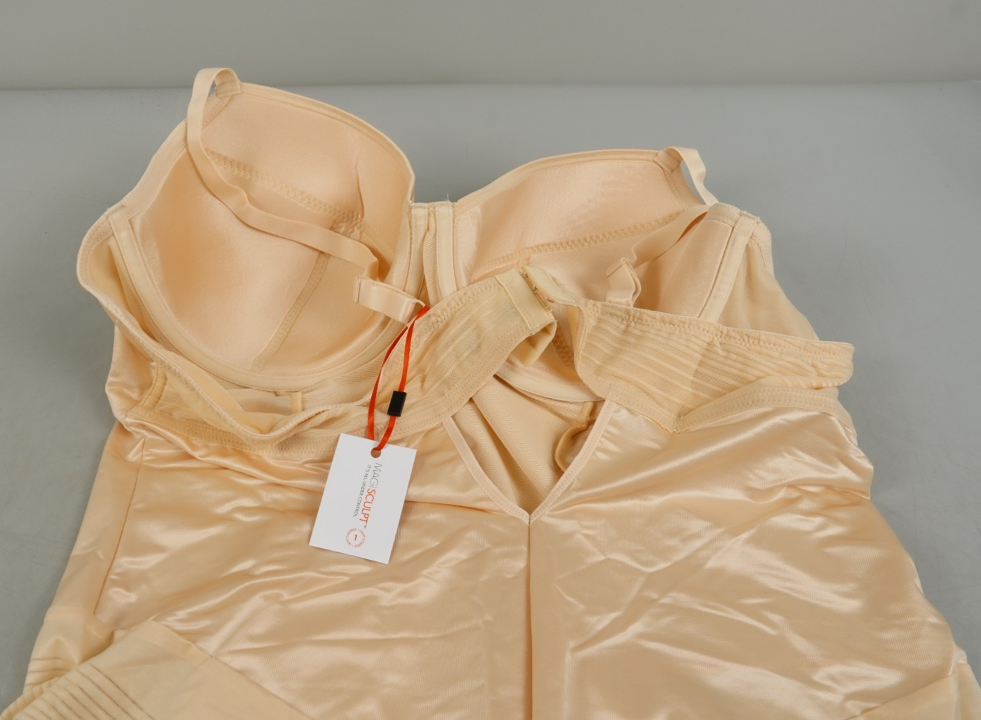 Shapewear Medium Tummy Control Wired Plunge Body Suit 44D MAGISCULPT Almond